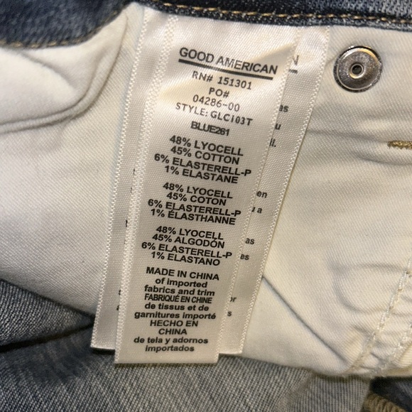 Good American Medium-Wash Jeans - Picture 11 of 12